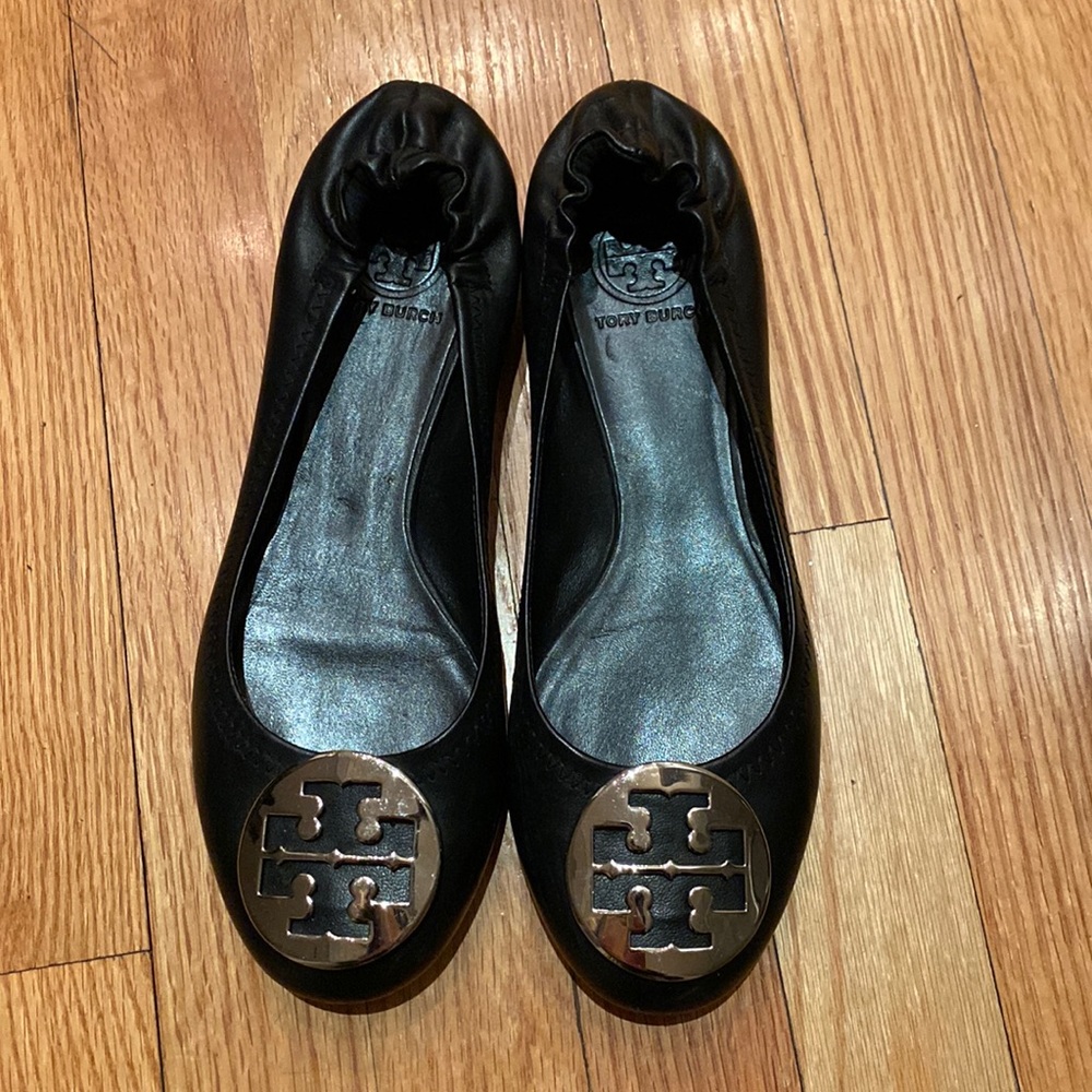 Tory Burch black leather ballet flat